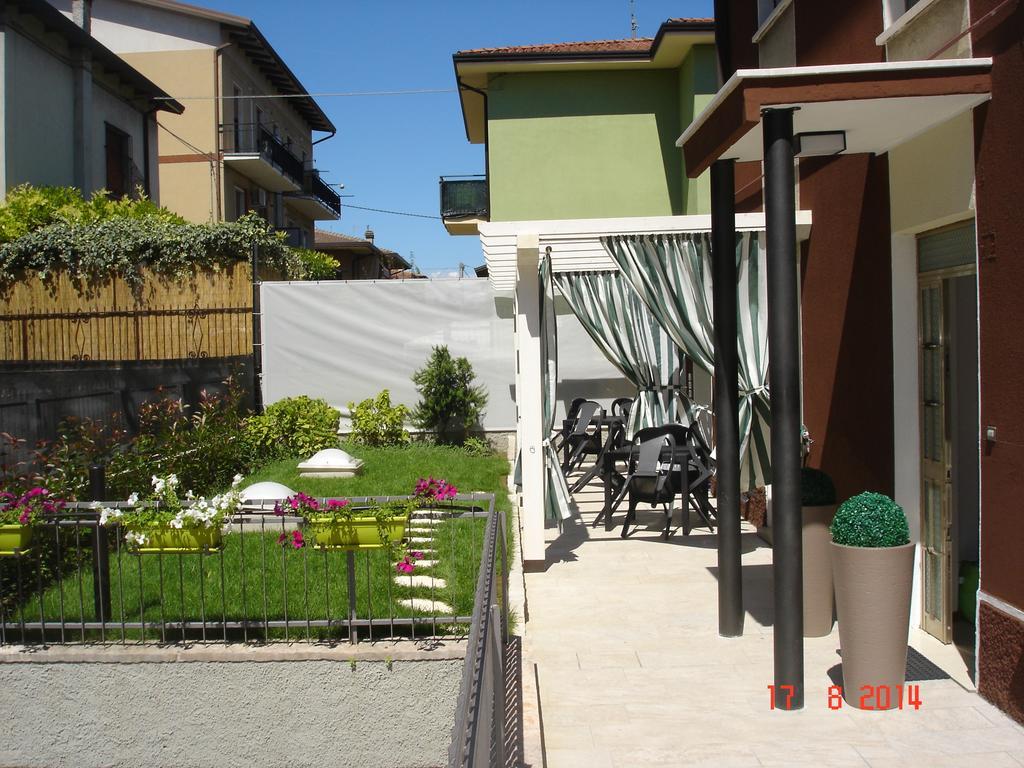 Blau Vacanze Peschiera del Garda Exterior foto